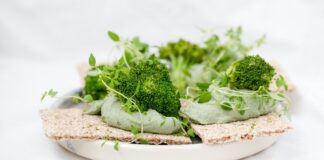 Spousta vitamínů, prevence rakoviny či snižování krevního tlaku. Jaké další účinky má spirulina?